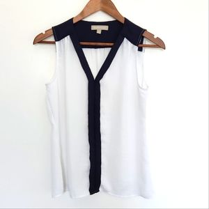 Banana Republic Sleeveless Blouse Blue and White Size 2